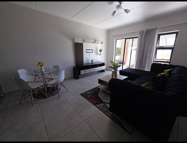 2 BEDROOM PROPERTY TO RENT IN GLEN MARAIS